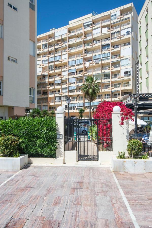 Cibeles...Estudio En El Paseo Maritimo....Wifi Марбеля Екстериор снимка