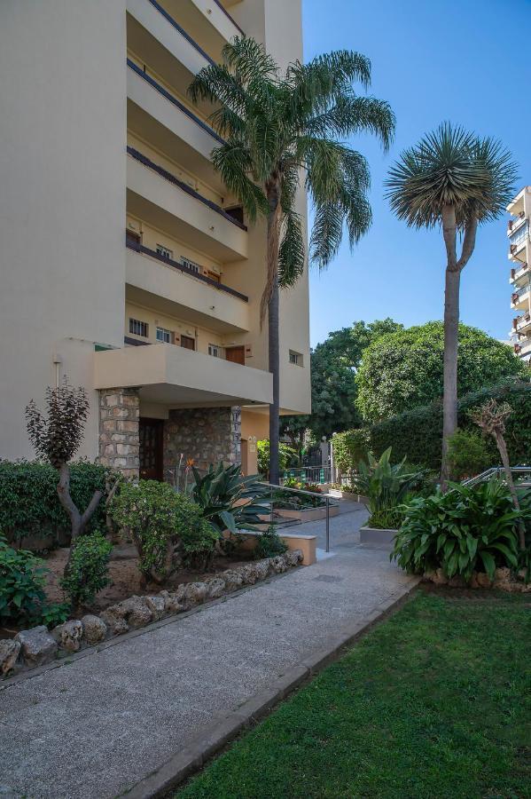 Cibeles...Estudio En El Paseo Maritimo....Wifi Марбеля Екстериор снимка